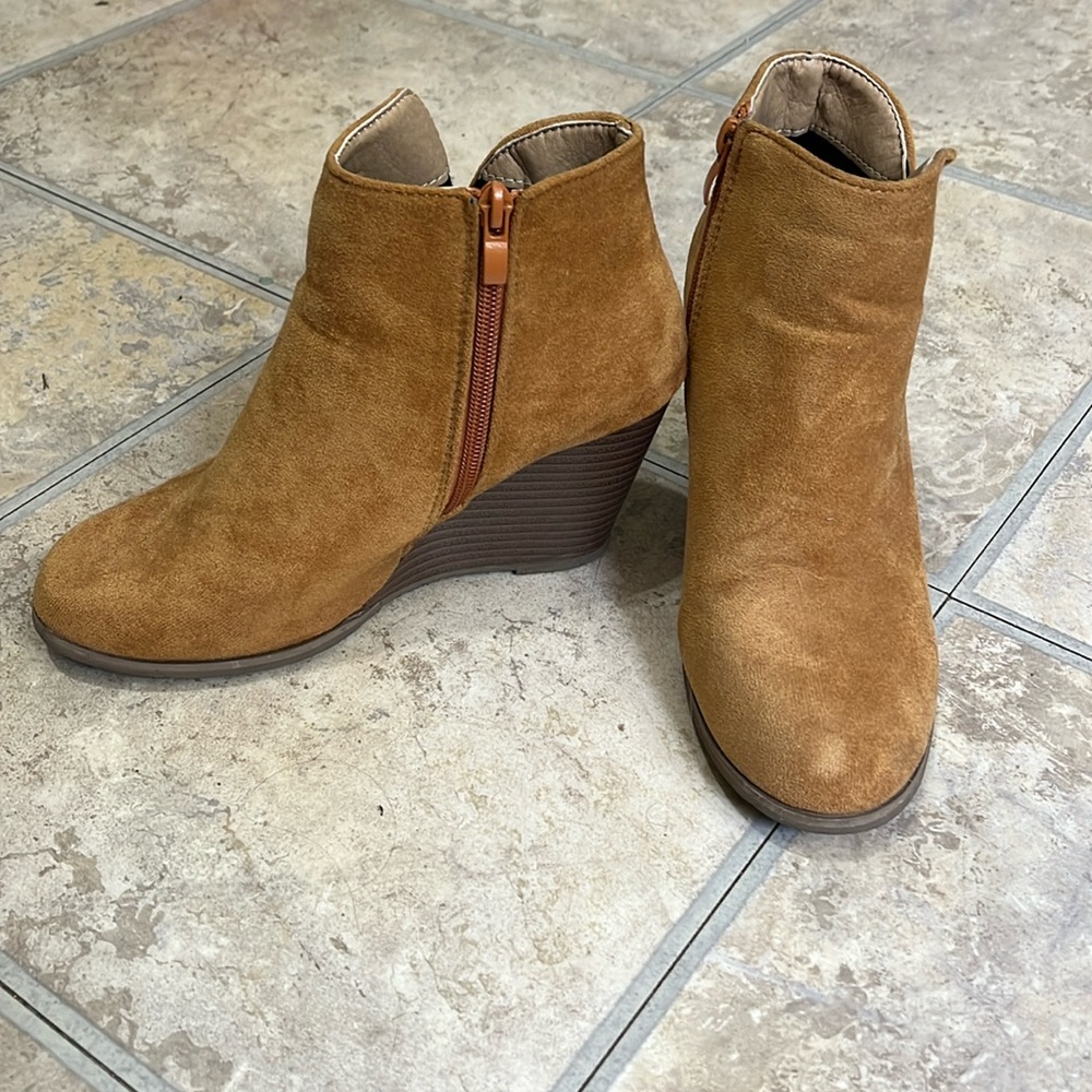 Wedge booties